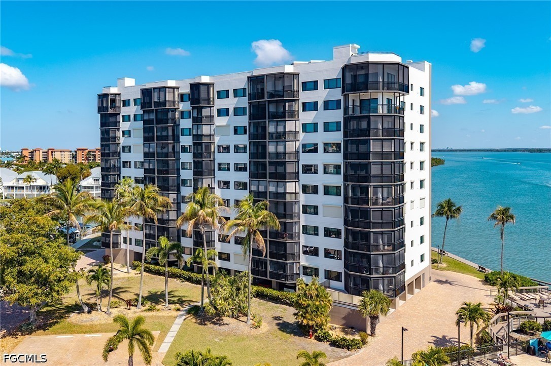 4265 Bay Beach Lane, Apt 522