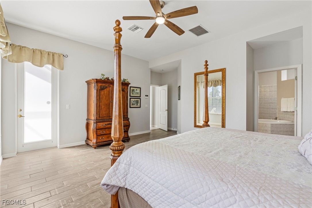 5307 SW 25th Place