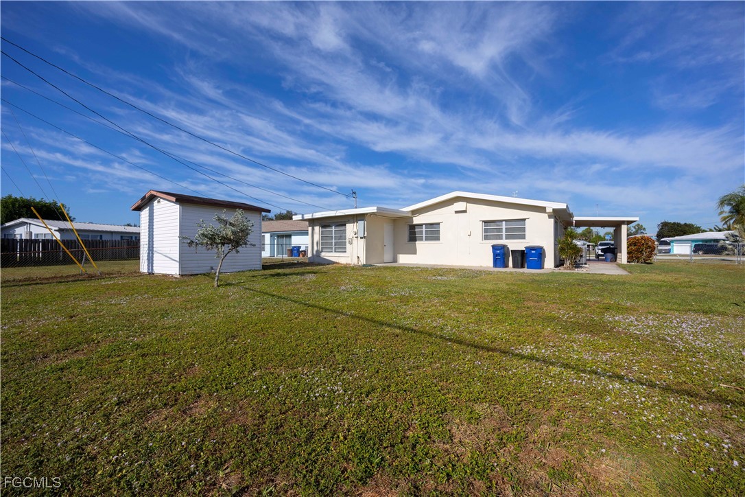 275 LAKEVIEW Drive