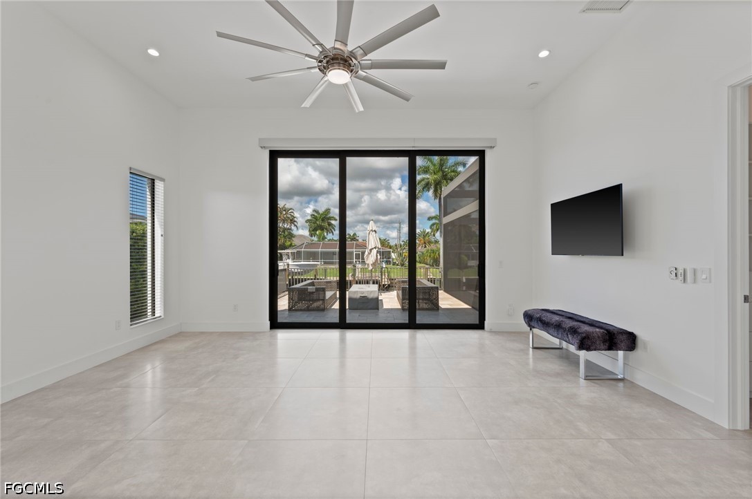 5324 Mayfair Court