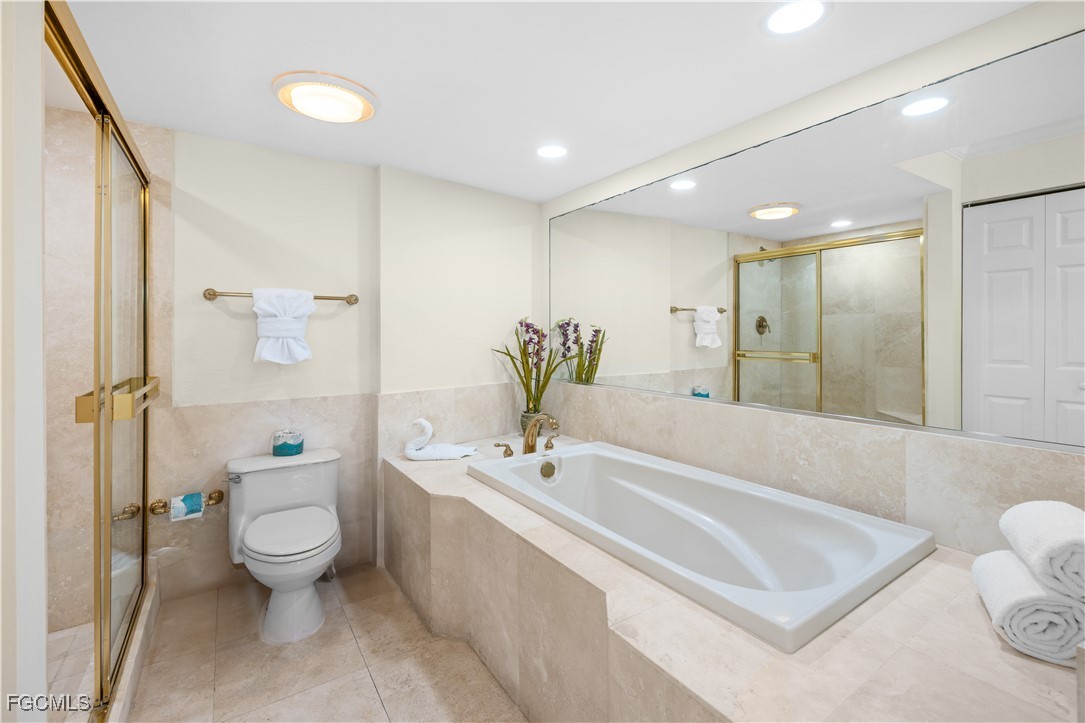 2445 W Gulf Drive, Apt 45A