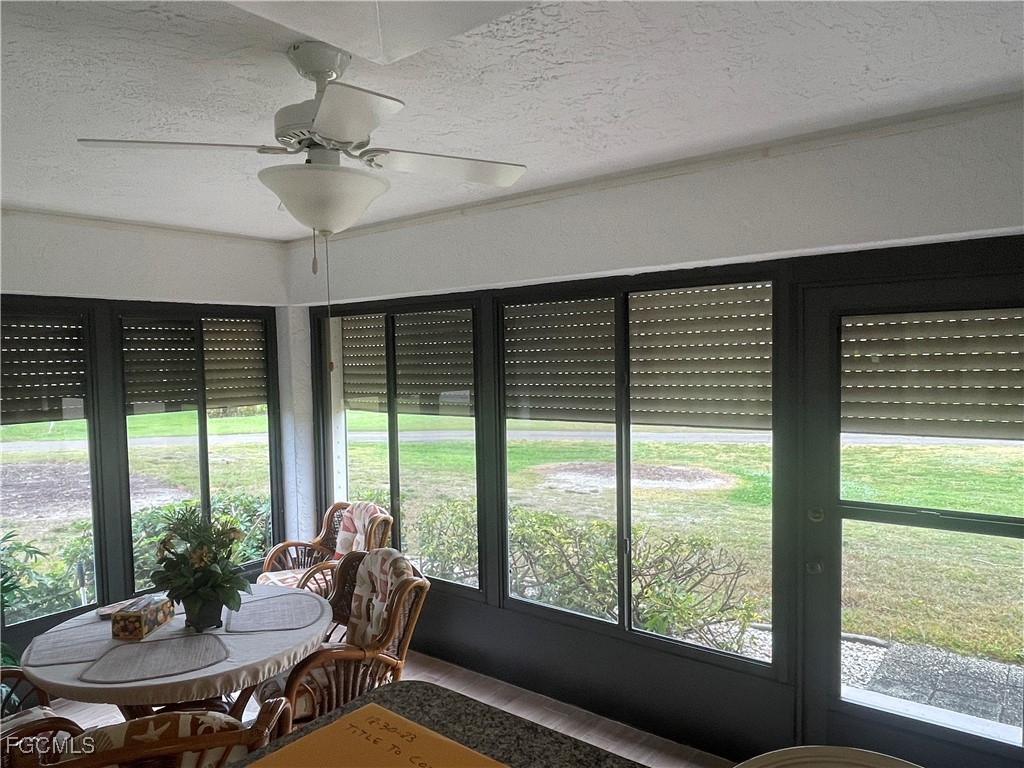 5770 Trailwinds Drive, Apt 211