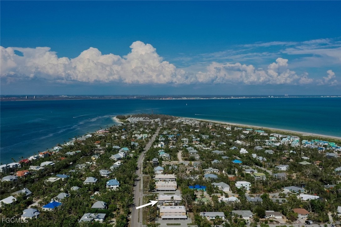601 Periwinkle Way, Apt D5
