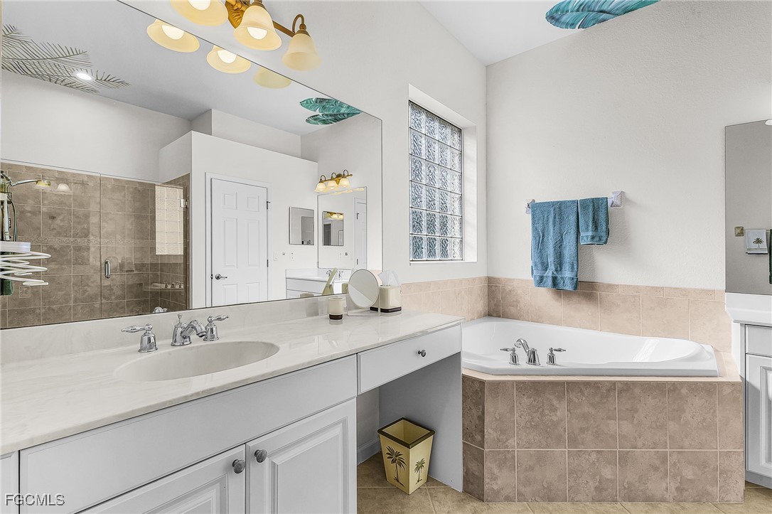 3900  Lakeview Isle Court
