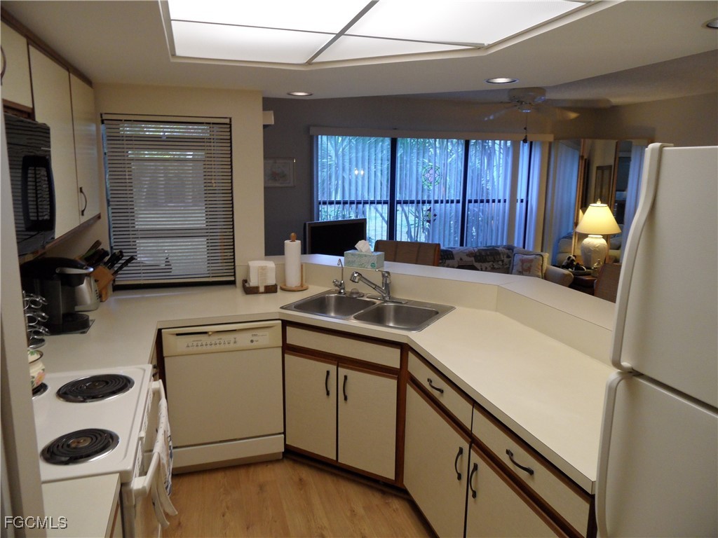 13351 Greengate Boulevard, Apt 418