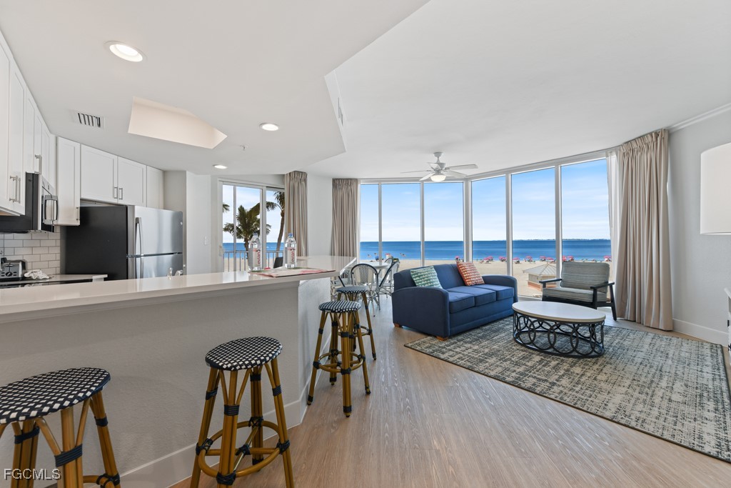 200 Estero Boulevard, Apt 101