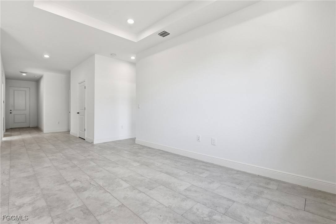 1087 Rugby Lane