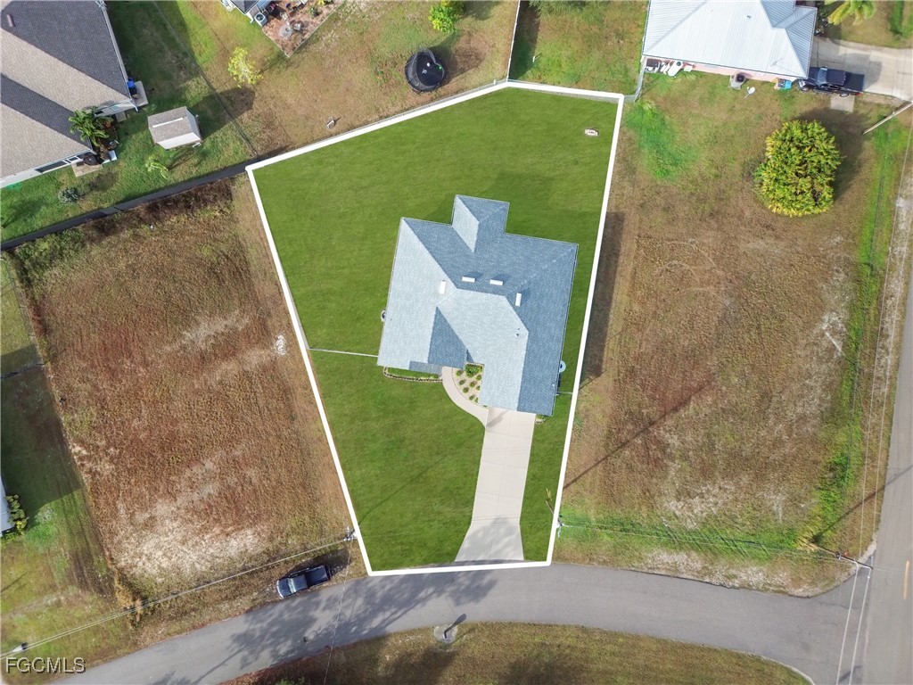 4344 NE 9th Court