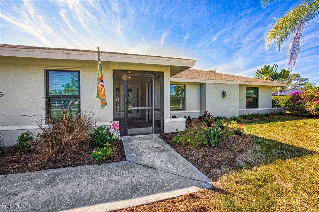 7275 Lake Drive