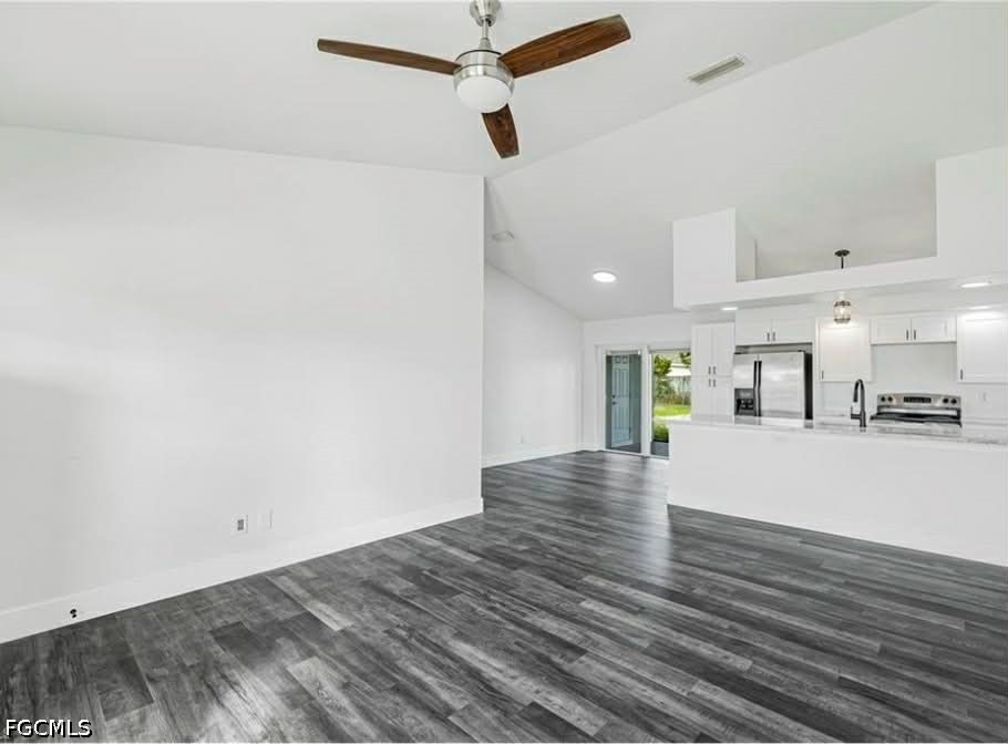 2935 SW 1st Place