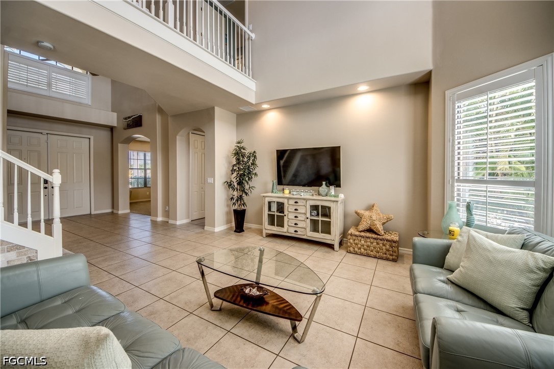 5601  Del Rio Court