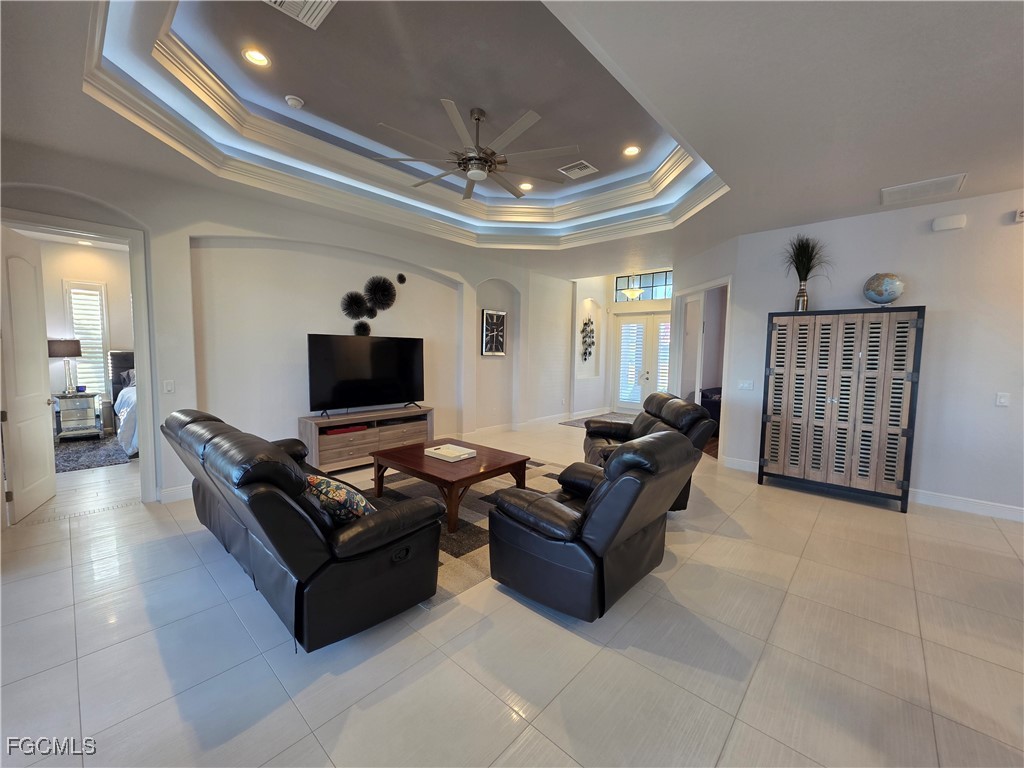 1255 NW 38th Avenue