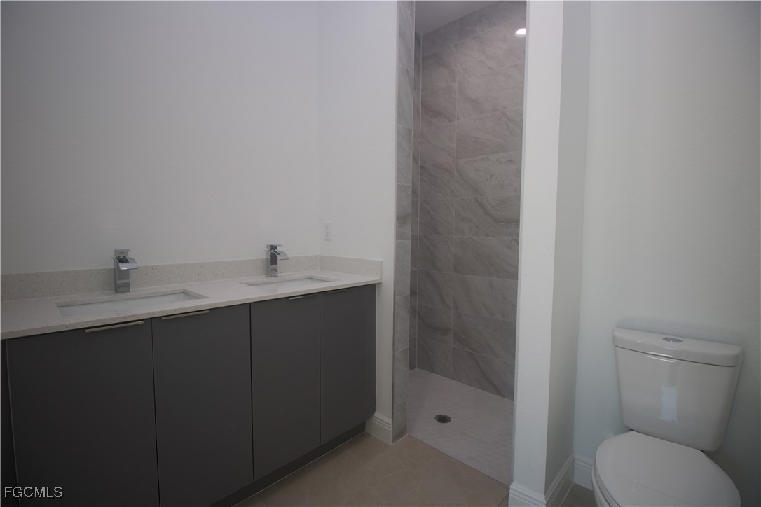 1260 MILWAUKEE Boulevard, Apt 1262