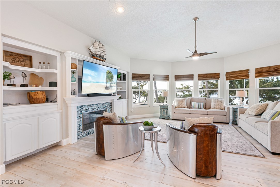 12201  Shoreview Drive