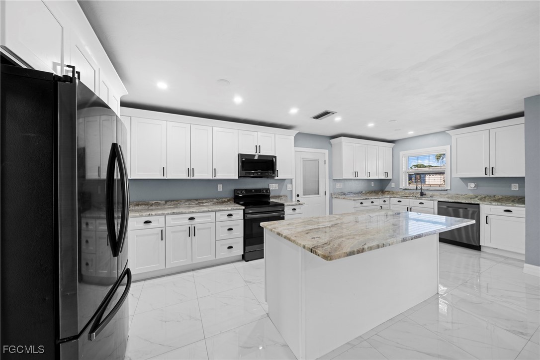 1956  Indian Creek Drive
