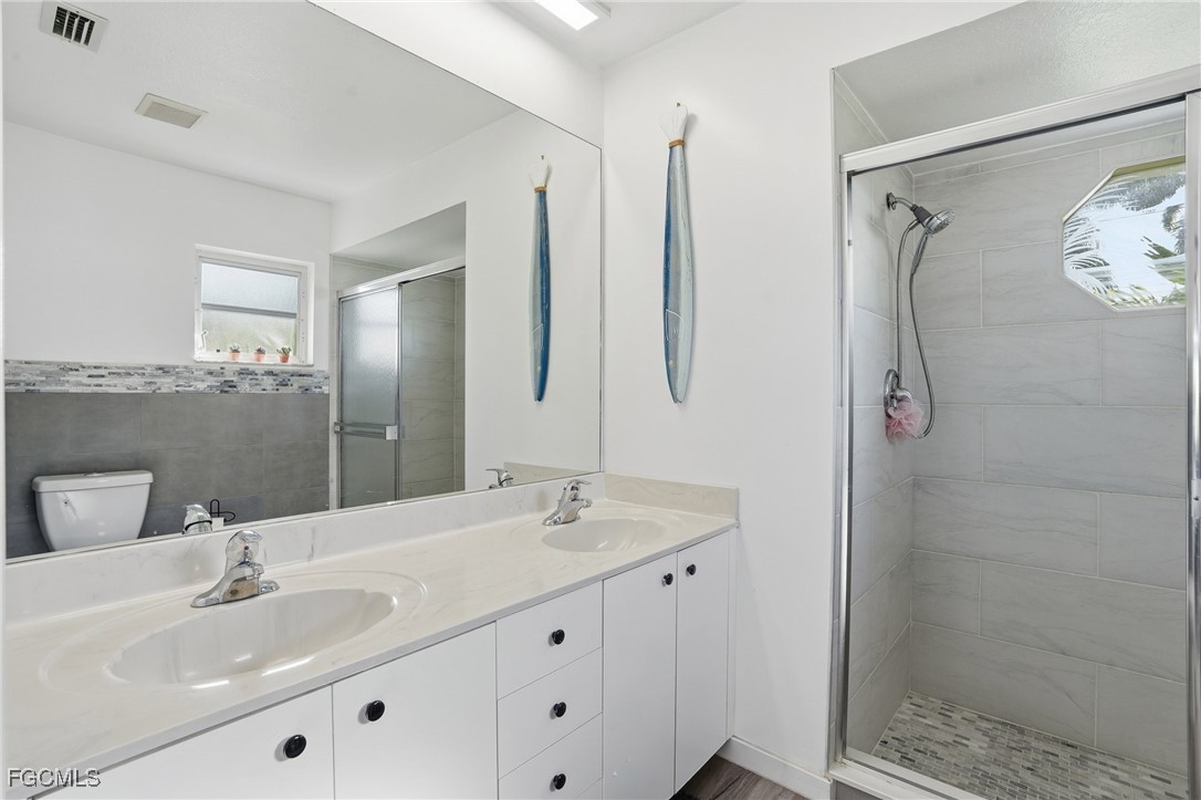 4714 SW 24th Place