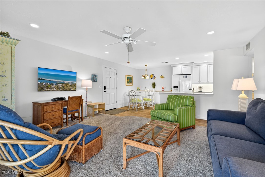 845 E Gulf Drive, Apt 542