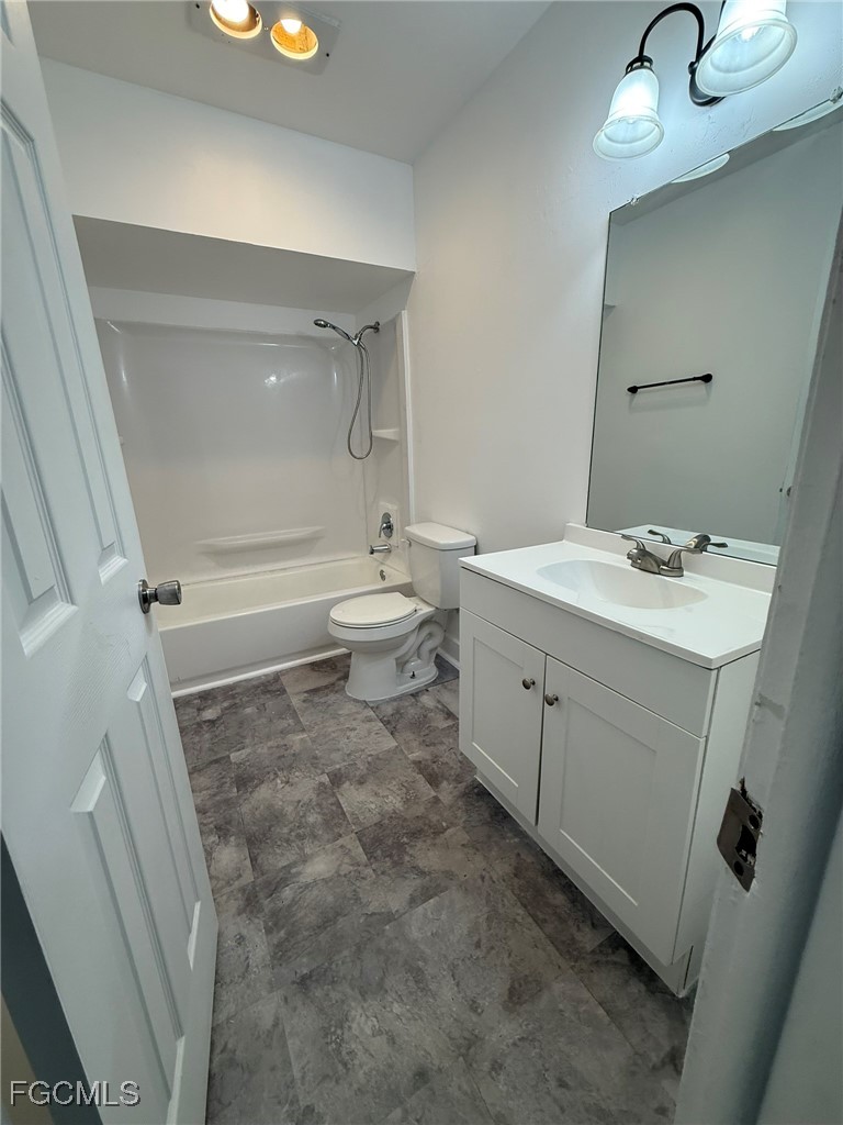 2708 Broadway, Apt 5