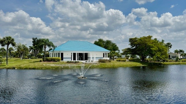 5520 Colonial Road