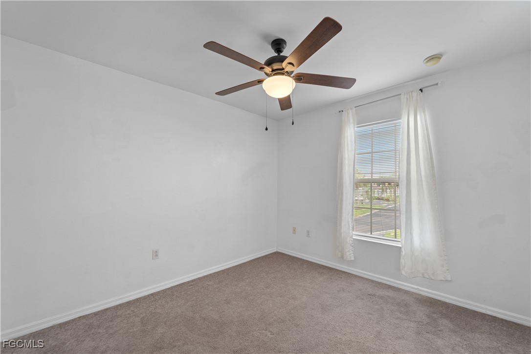 3646  Pine Oak Circle, Apt 105