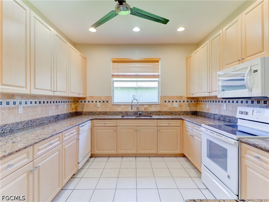 2116 SW 44th Street