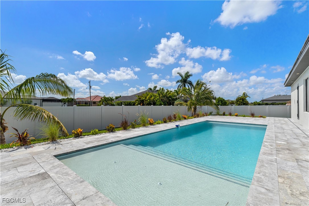109 NW 35th Place