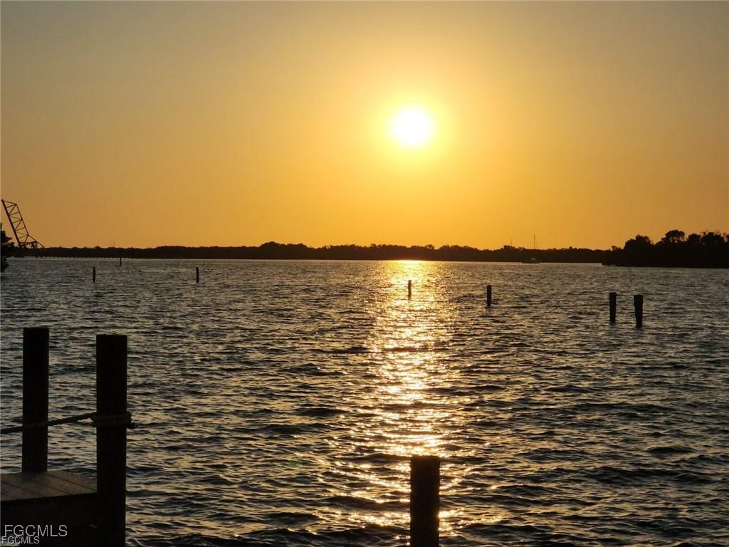 5211  Lake Caloosa Drive