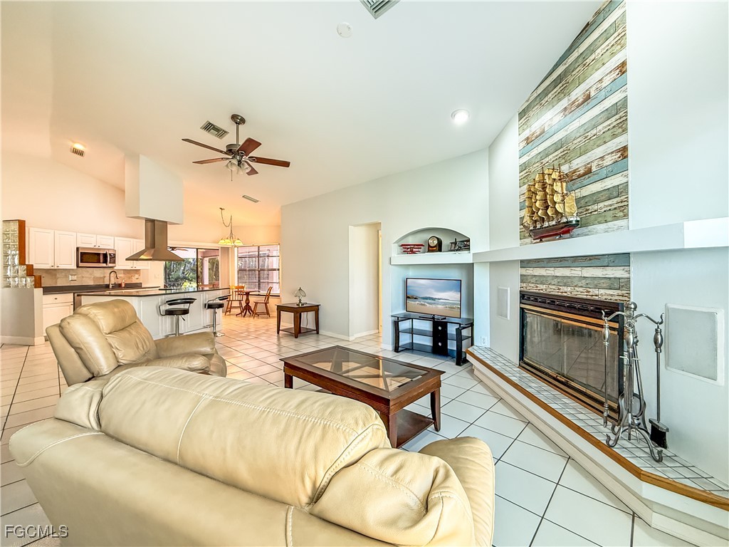 2304 SW 50th Lane