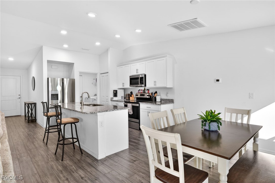 2517 NW 15th Place