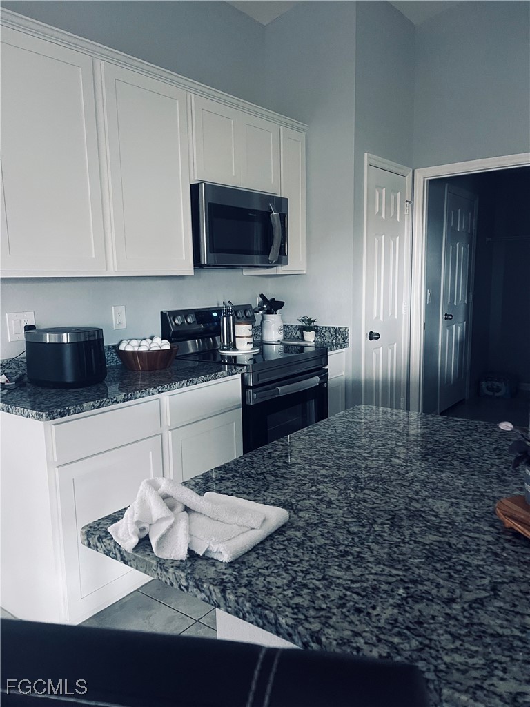 4361 NW 34th Place