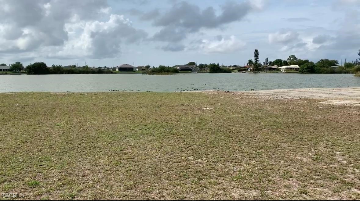 1142 NW 2 Place
