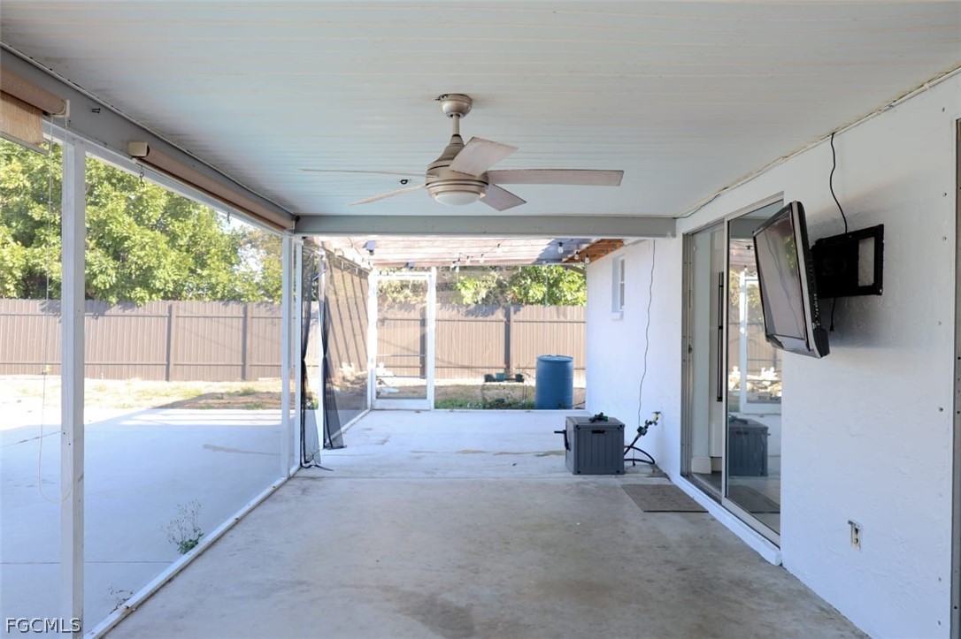 1206 SE 23rd Place