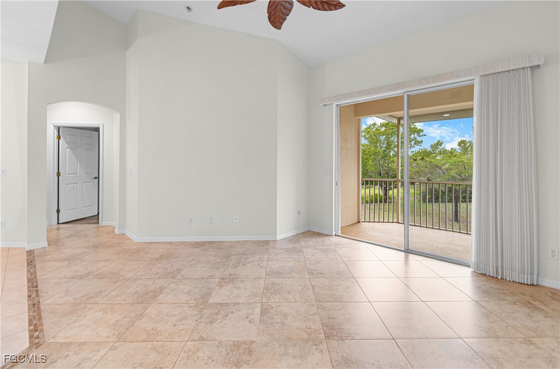 4219  Liron Avenue, Apt 201