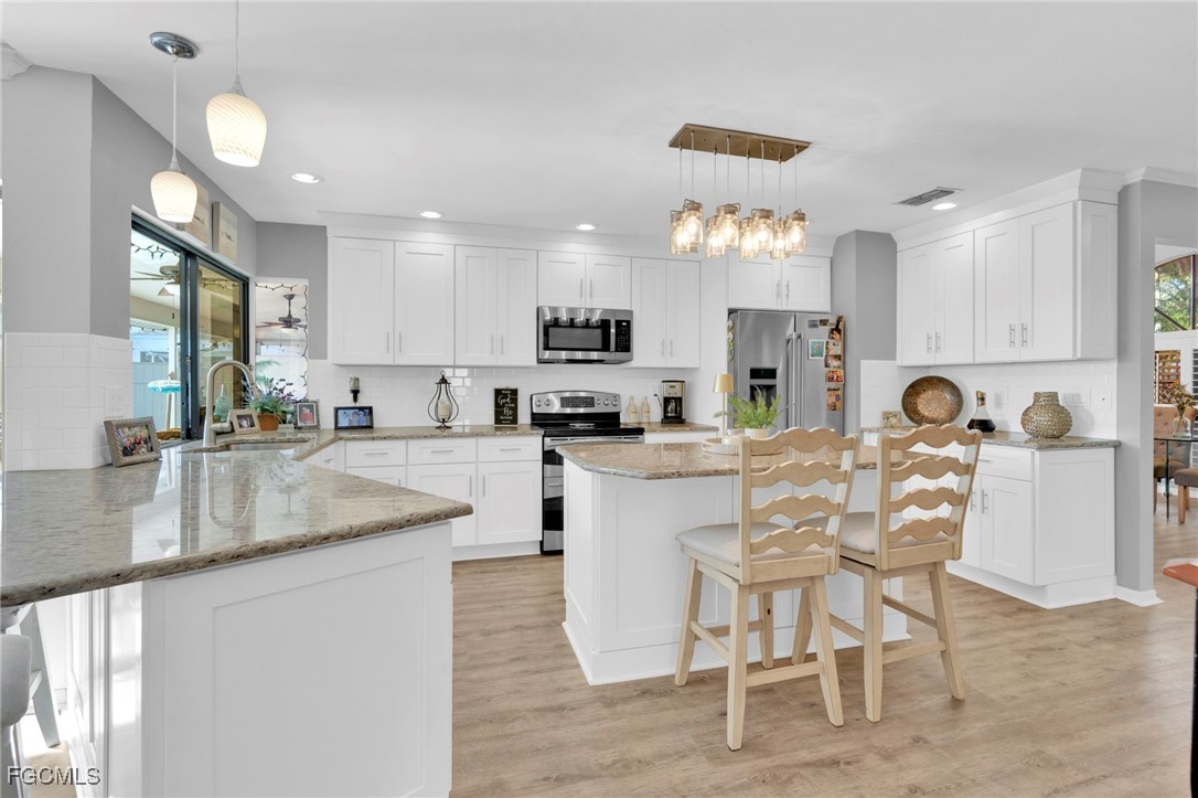 8866 Banyan Cove Circle