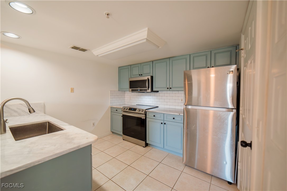1771 Four Mile Cove Parkway, Apt 1031