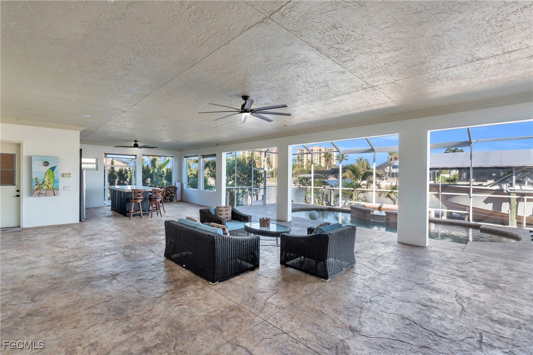 1519 HERMITAGE Lane