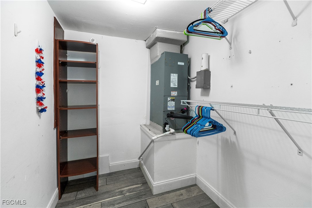 1100 Pondella Road, Apt 908
