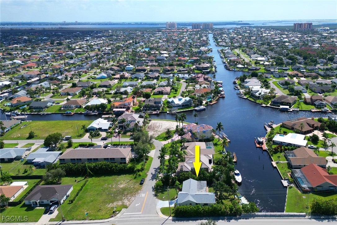 4800 SW 12th Place