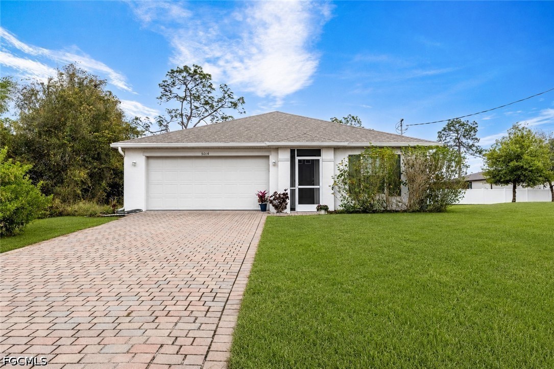 5014 Dania Circle