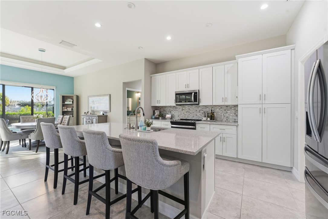 2115 SW 17th Place