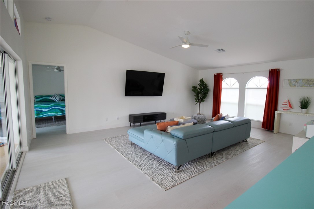138 SE 20th Street