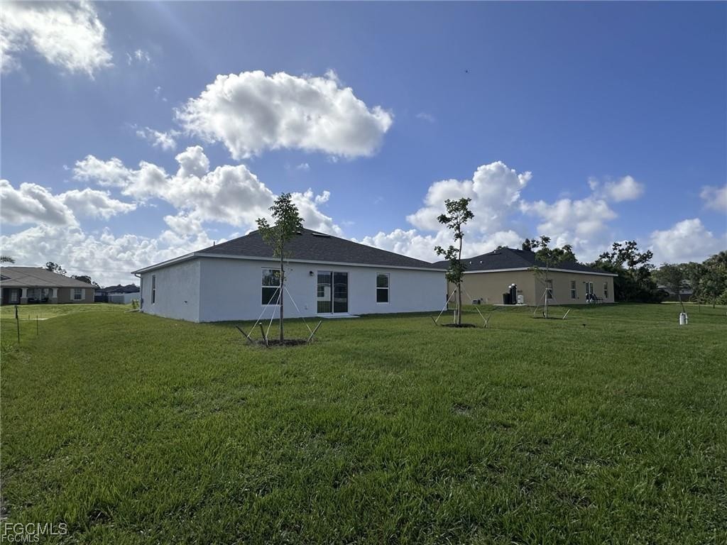 3206 NE 14th Place