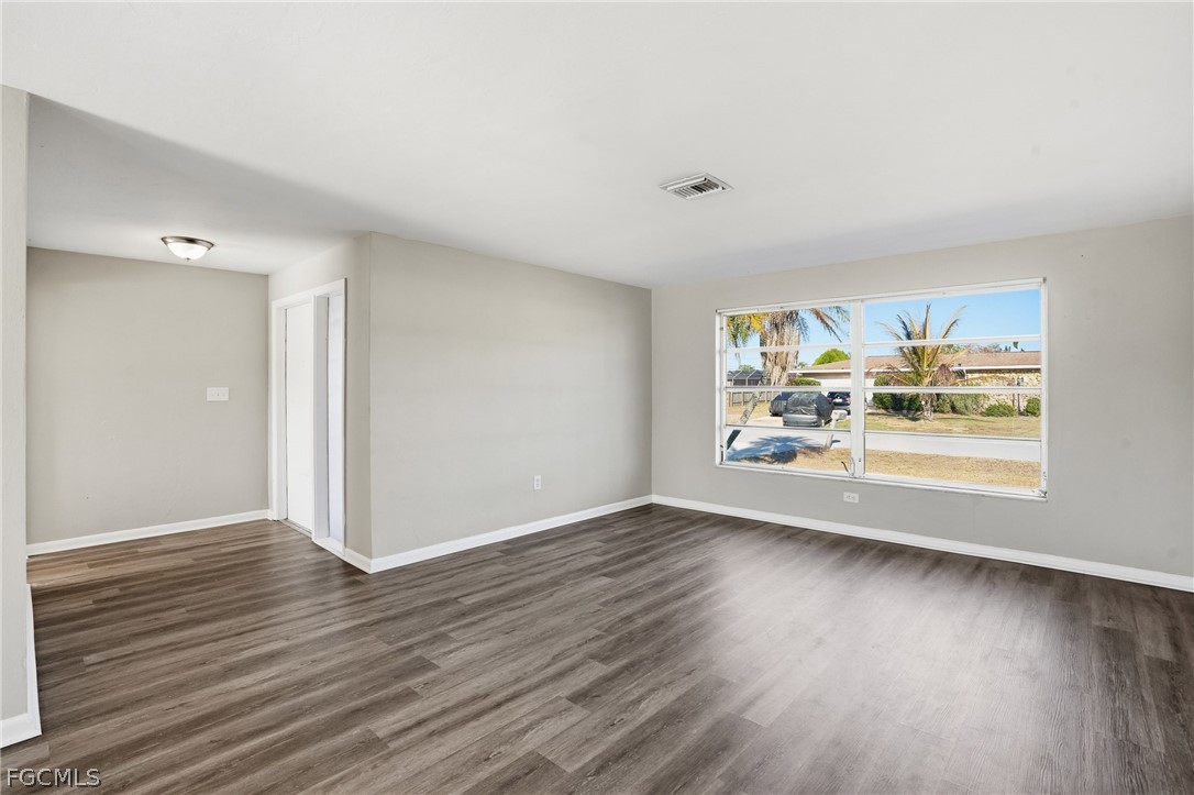 312 Hollywood Street