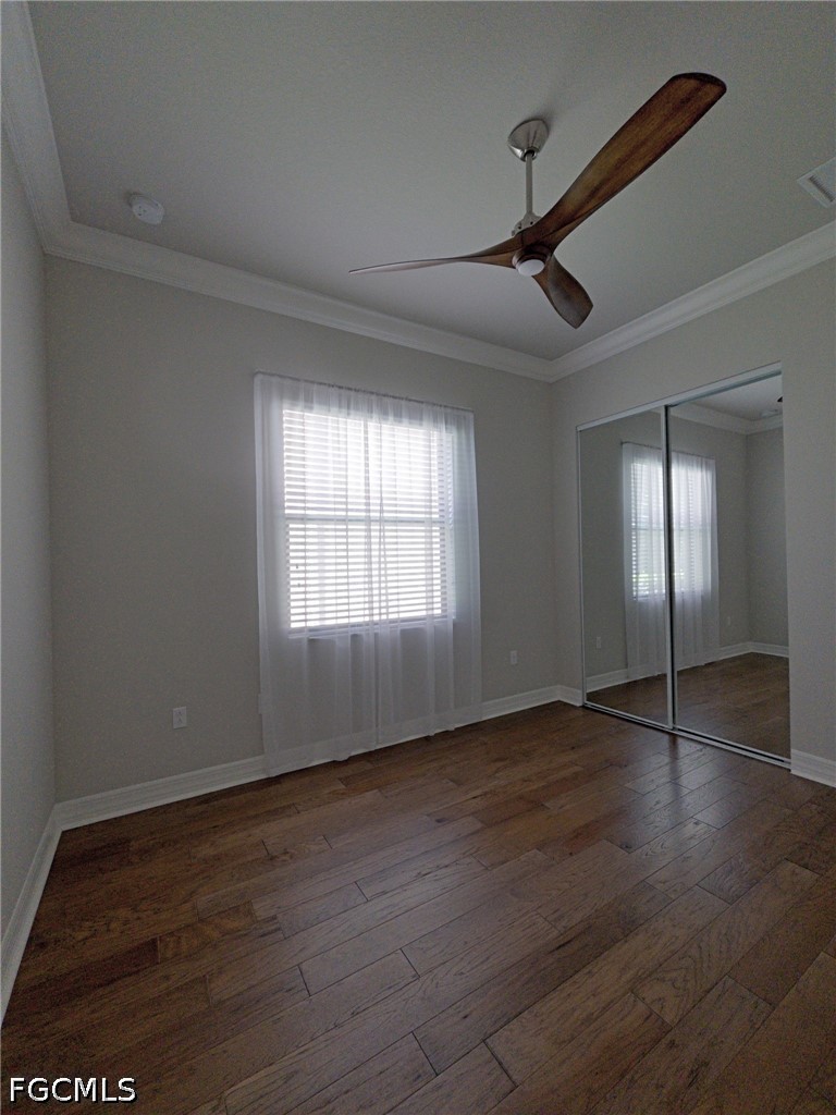 4129  Amelia Way