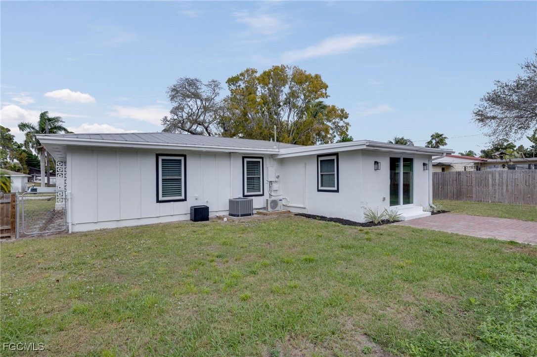 1542 Coconut Drive