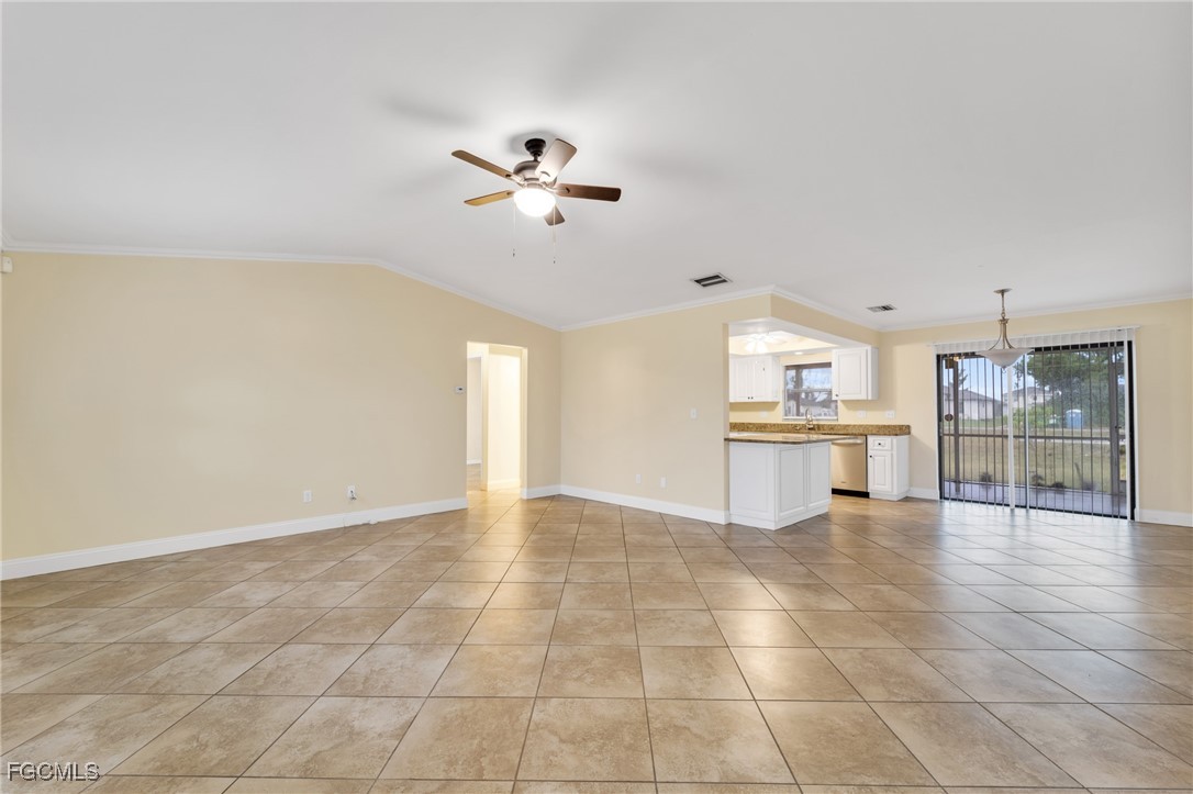 14 SW 33rd Avenue
