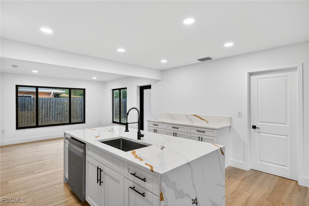 1433 Paloma Drive