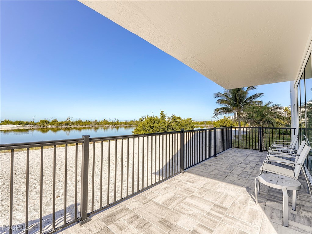 7000  Estero Boulevard, Apt 205