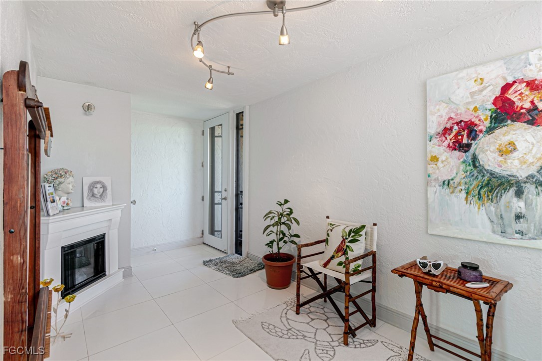 6672  Estero Boulevard, Apt A511