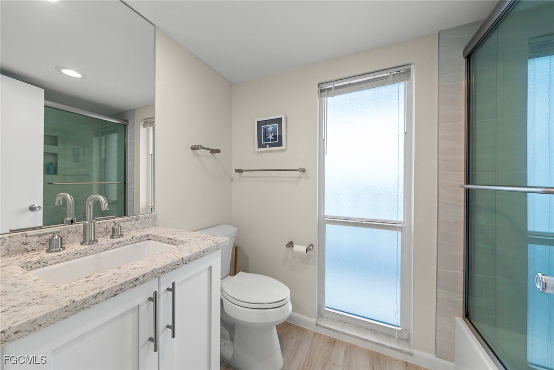 2265 W Gulf Drive, Apt 210F